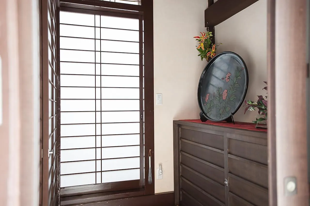 Maeniiya Machiya Inn Kyoto